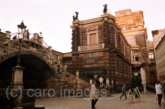 00A67813ACARO.JPG
