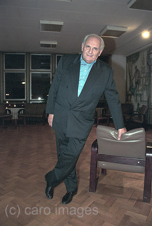 00A67405CAROE.JPG