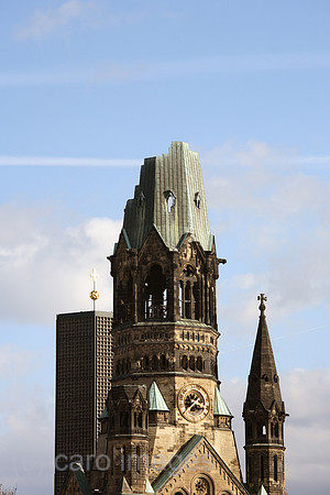 00A070317D057CAROEP.JPG