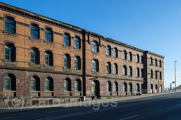 0CE141101D002CAROE.JPG