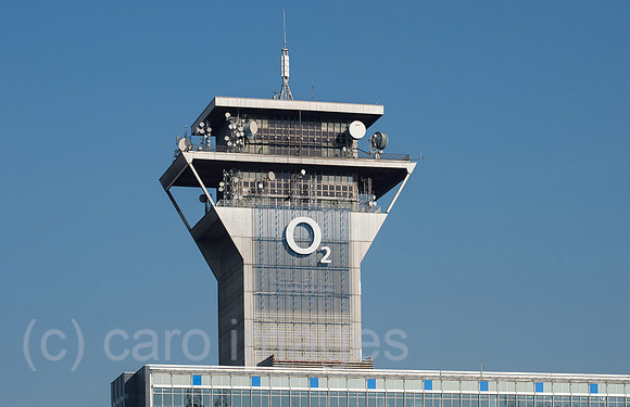 0CE150310D020CAROE.JPG