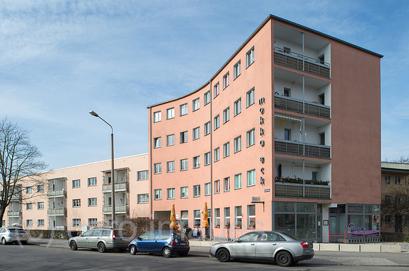 0CE150308D008CAROE.JPG