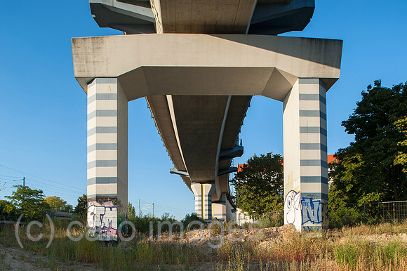 0CE140828D003CAROE.JPG
