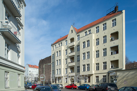 0CE150307D001CAROE.JPG