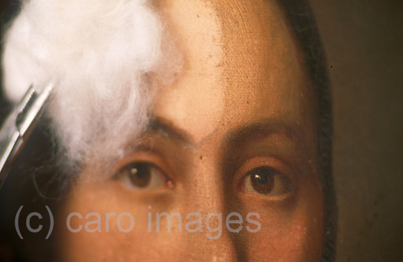 00J001812CARO.JPG