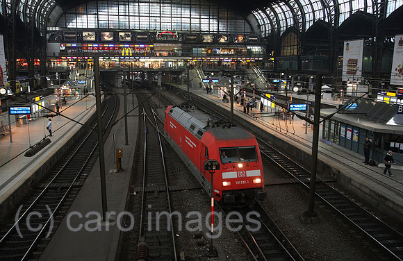00A071219D044CAROE.JPG