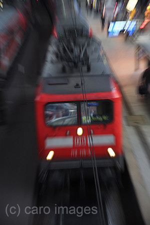 00A071219D035CAROE.JPG