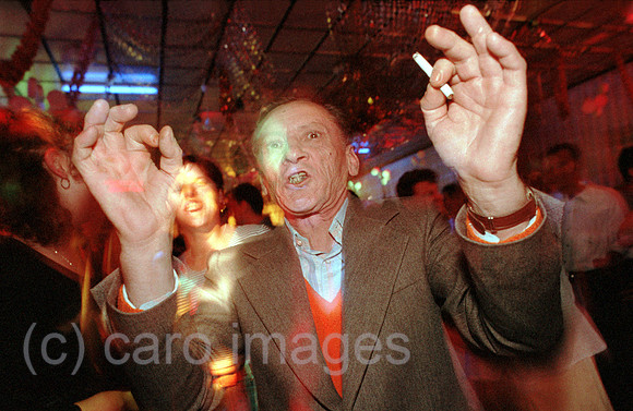 00A73125CAROE.JPG