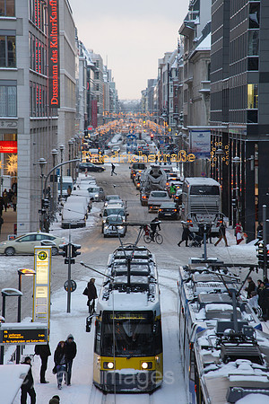 00P101202D728CARO.JPG