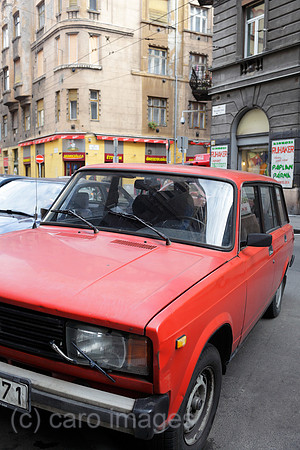 00P101019D624CARO.JPG