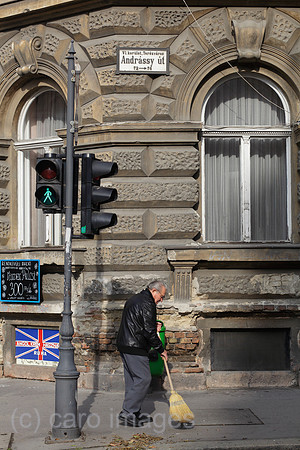 00P101019D609CARO.JPG