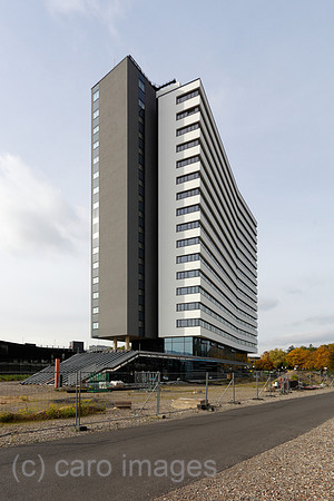 00P101028D702CARO.JPG