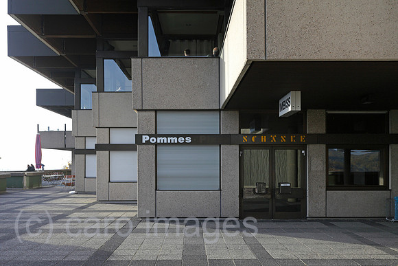 00P101028D712CARO.JPG