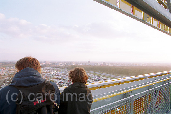 00M077630CARO.JPG