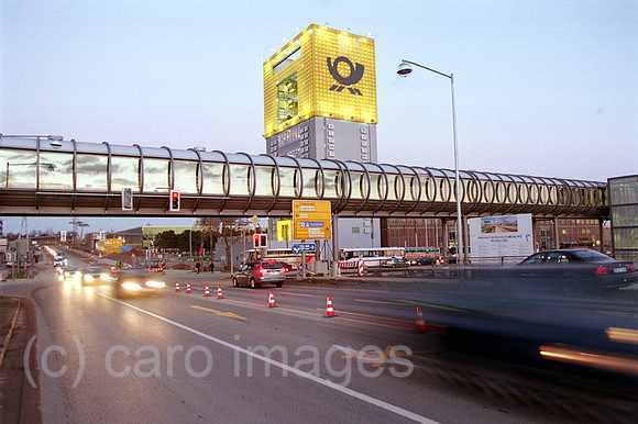 00M077433CARO.JPG