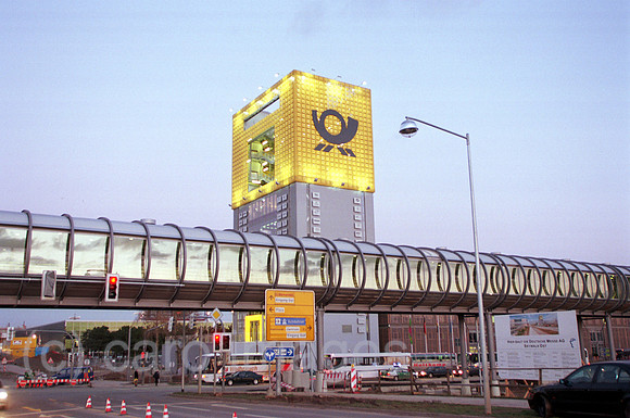 00M077432CARO.JPG