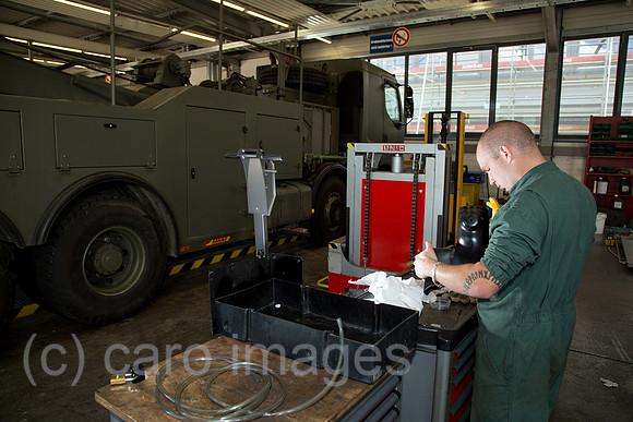 00A130909D347CAROE.JPG