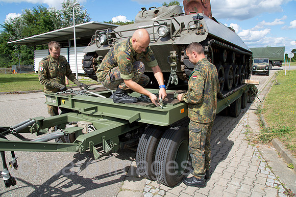 00A130909D396CAROE.JPG