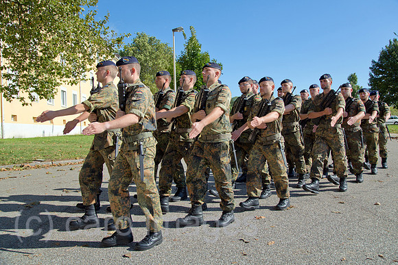 00A130909D018CAROE.JPG