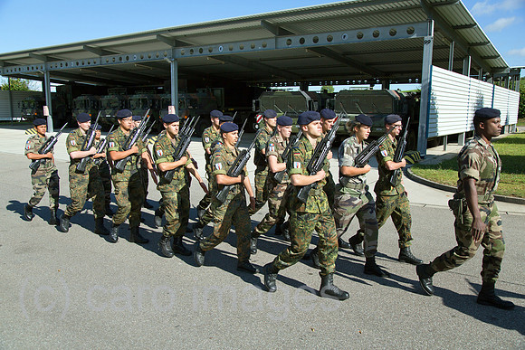 00A130909D105CAROE.JPG