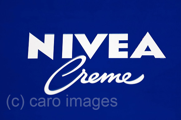 00A110509D514CAROE.JPG