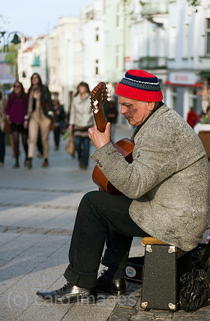 00A110429D085CAROE.JPG