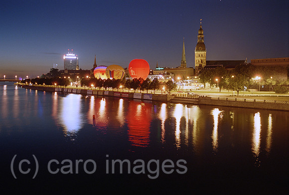 00A173627CAROE.JPG