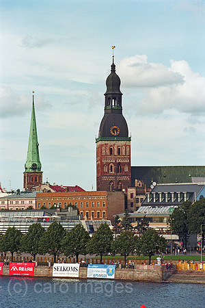 00A173829CAROE.JPG