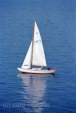 00A179324CAROE.JPG