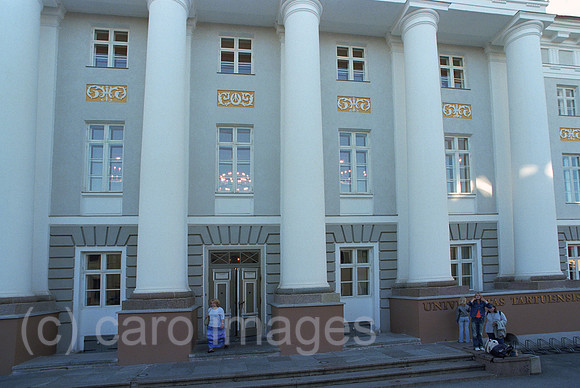 00A174825CAROE.JPG