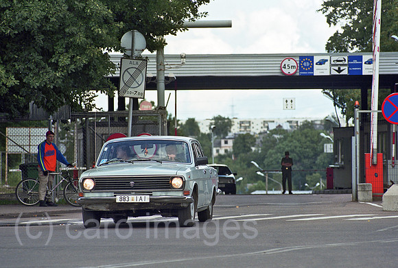 00A175202CAROE.JPG
