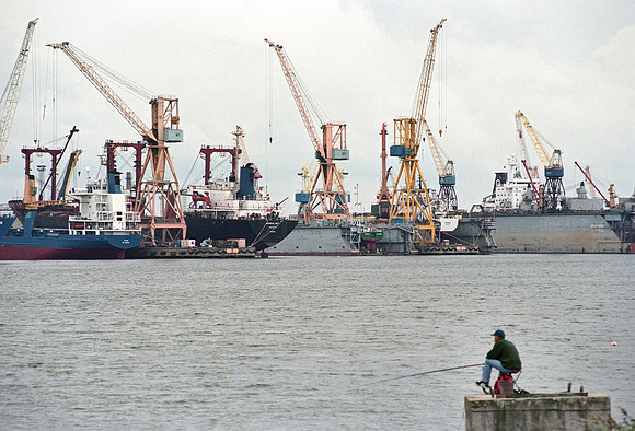 00A177635CAROE.JPG