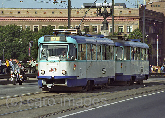 00A173113CAROE.JPG