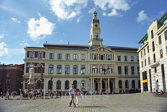 00A172913ACAROE.JPG