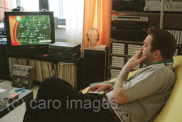 00A112705ACARO.JPG