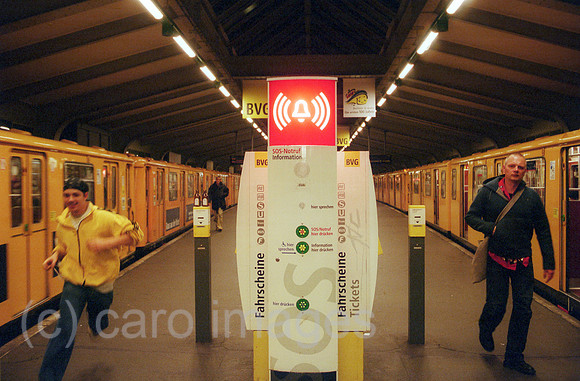 00A112813CARO.JPG