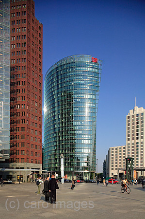 00P060915D012CAROE.JPG