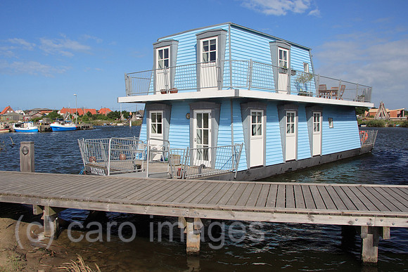 00P060801D099CAROE.JPG