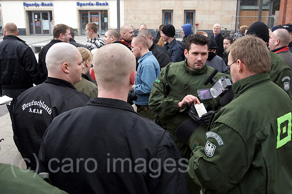 0KH050129D006CARO.JPG