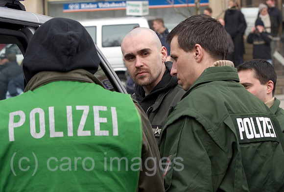 0KH050129D017CARO.JPG