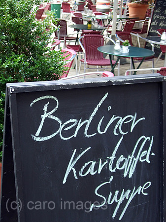00P080905D012CARO.JPG