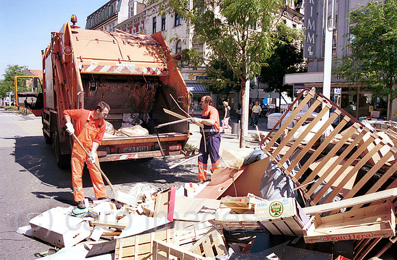00L032010CARO.JPG