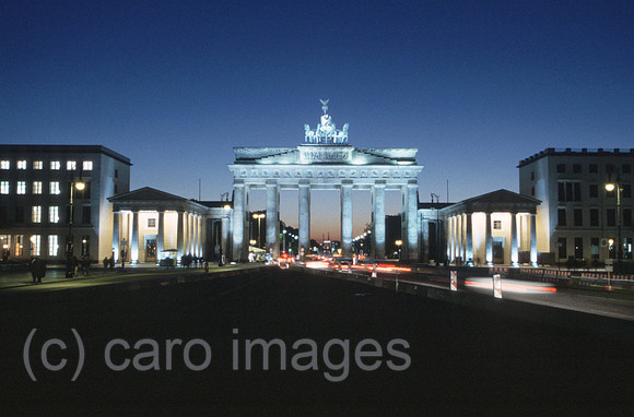 00M062322CARO.JPG