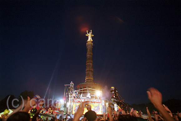 00M053409CARO.JPG