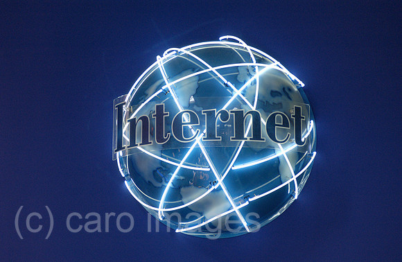 00M040319D003CARO.JPG