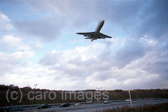 00M064435CARO.JPG