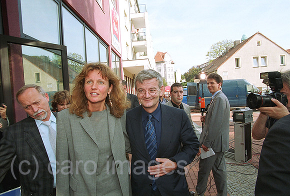 00M056725CARO.JPG