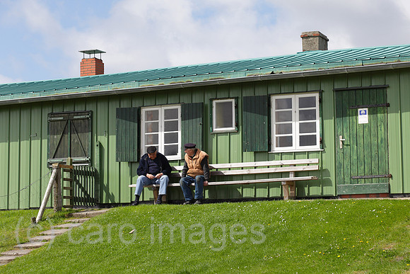 00P100525D112CAROE.JPG