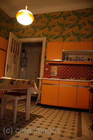0GB061123D009CARO.JPG