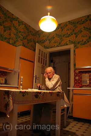 0GB061123D022CARO.JPG